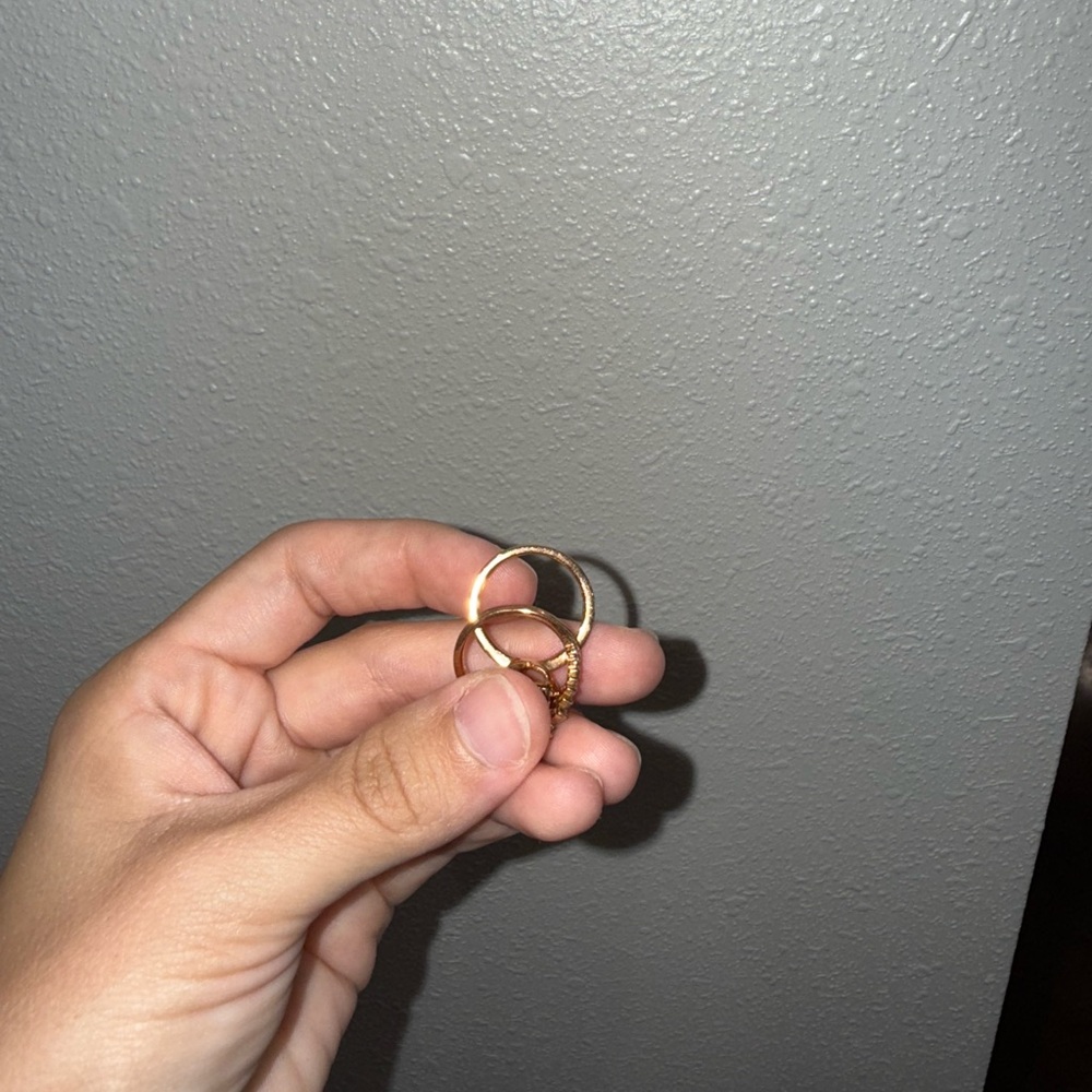 Pandora Rose Gold RING SET!!! 2 RINGS - Picture 5 of 6
